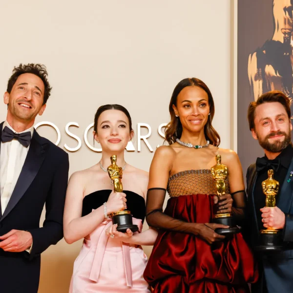 Premios Oscar 2025: Elegancia, emoción y sorpresas en la noche llena de estrellas