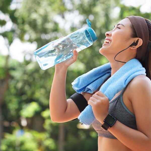 Claves de hidratación, nutrición y suplementación para entrenar en el gym