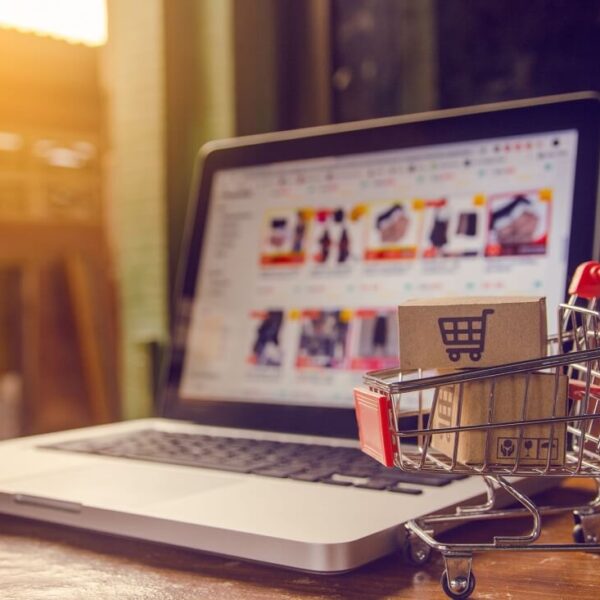 Auge del comercio electrónico en 2025: innovación y sostenibilidad