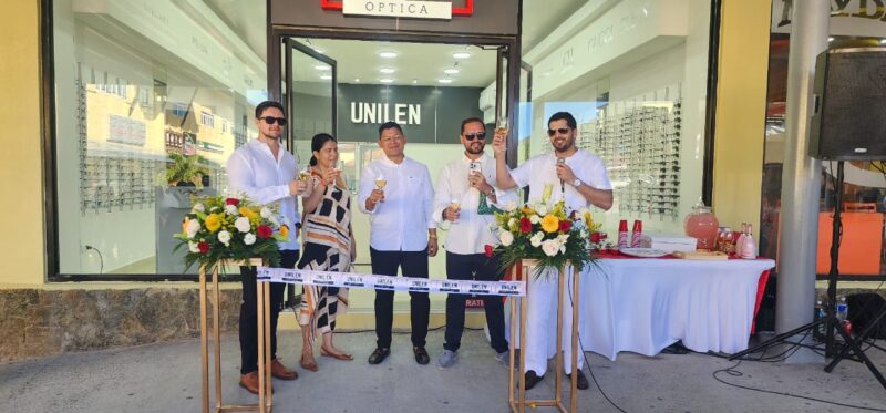 Unilen Óptica expande su visión en Roatán con una nueva sucursal