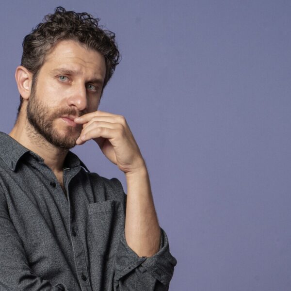 Actor Nacho Tahhan se enamora de Roatán: La isla conquista el cine internacional