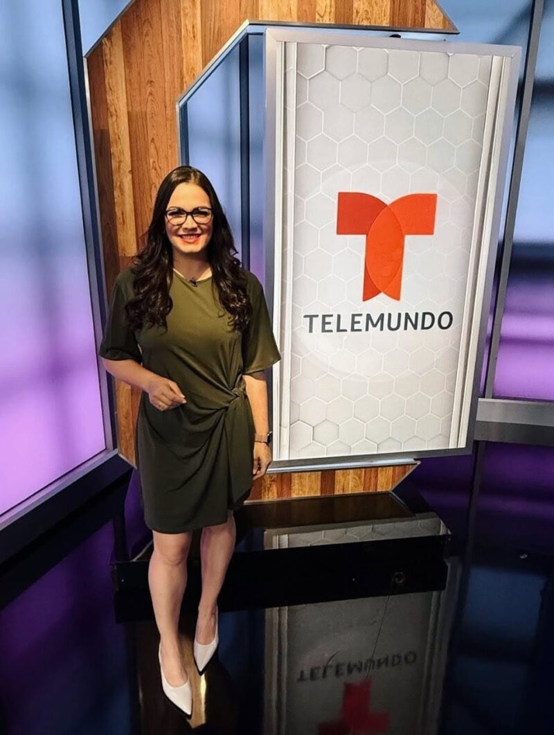 Carmen Boquín: La voz hondureña que conquista Telemundo Deportes