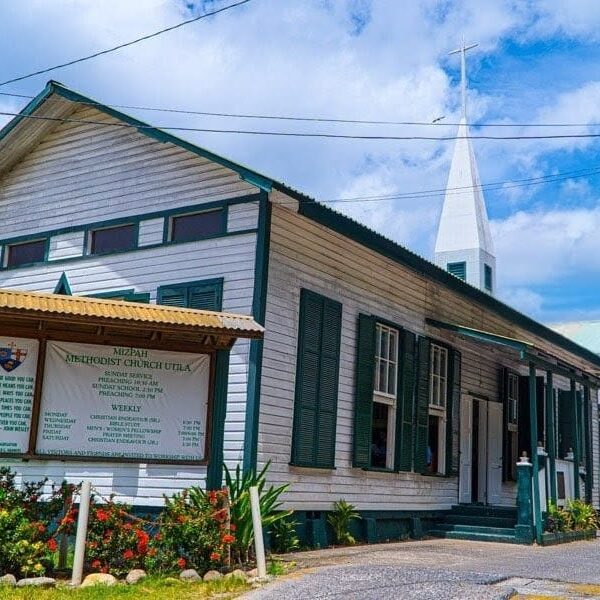 Iglesia Metodista Mizpah: 170 años de historia y fe en Útila