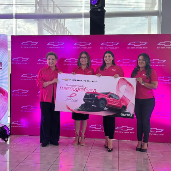 Chevrolet y su “Mensaje Rosa”: 9 años uniendo corazones contra el cáncer de mama