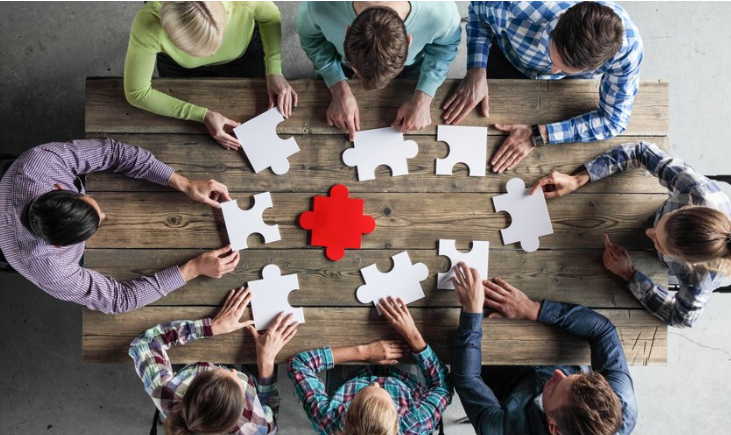 El nuevo liderazgo: menos piramidal, más horizontal