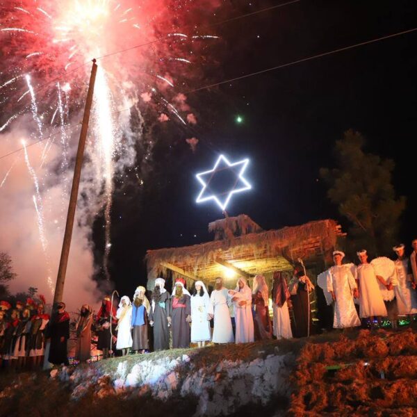 Con tradición y espíritu familiar brilló la Villa Navideña de las Fuerzas Armadas