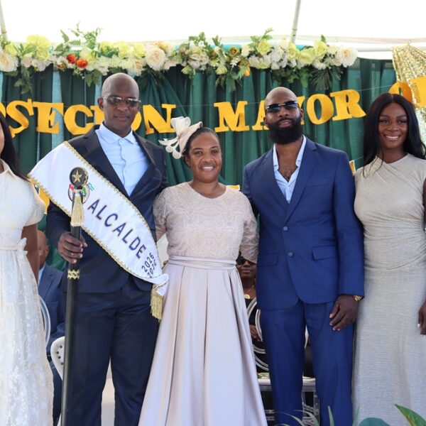 Sterling Lucas asume la alcaldía de Santos Guardiola en una ceremonia de alto valor social