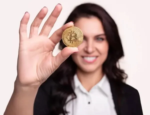 Descubre cómo piensan las distintas edades sobre el dinero del futuro