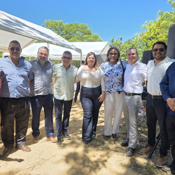 Colegio de Abogados de Honduras celebra el primer paso hacia su nueva sede en Roatán