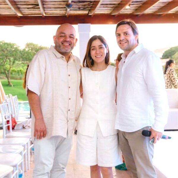 Líderes globales convergen en Próspera para impulsar el turismo en Roatán