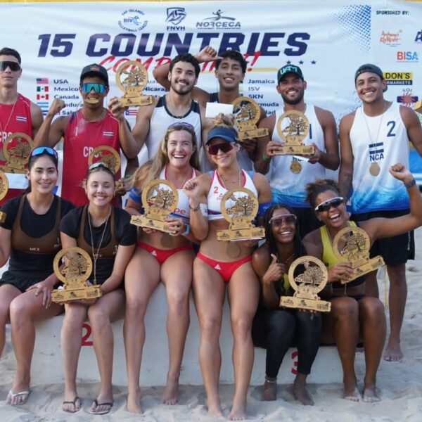 Entre palmeras y olas, Roatán recibe el mejor voleibol de playa del continente