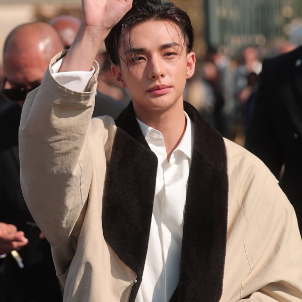 Los famosos que brillaron en el desfile de Dior en París