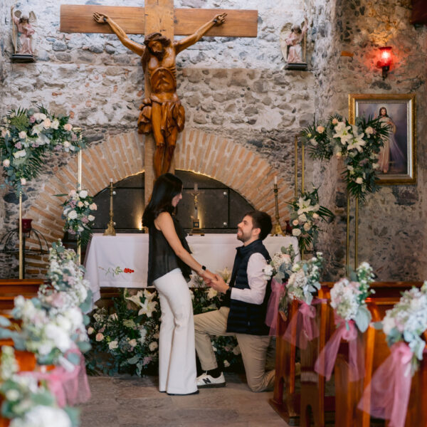 Daniela y Nico: siete años de amor sellados con una romántica propuesta de matrimonio